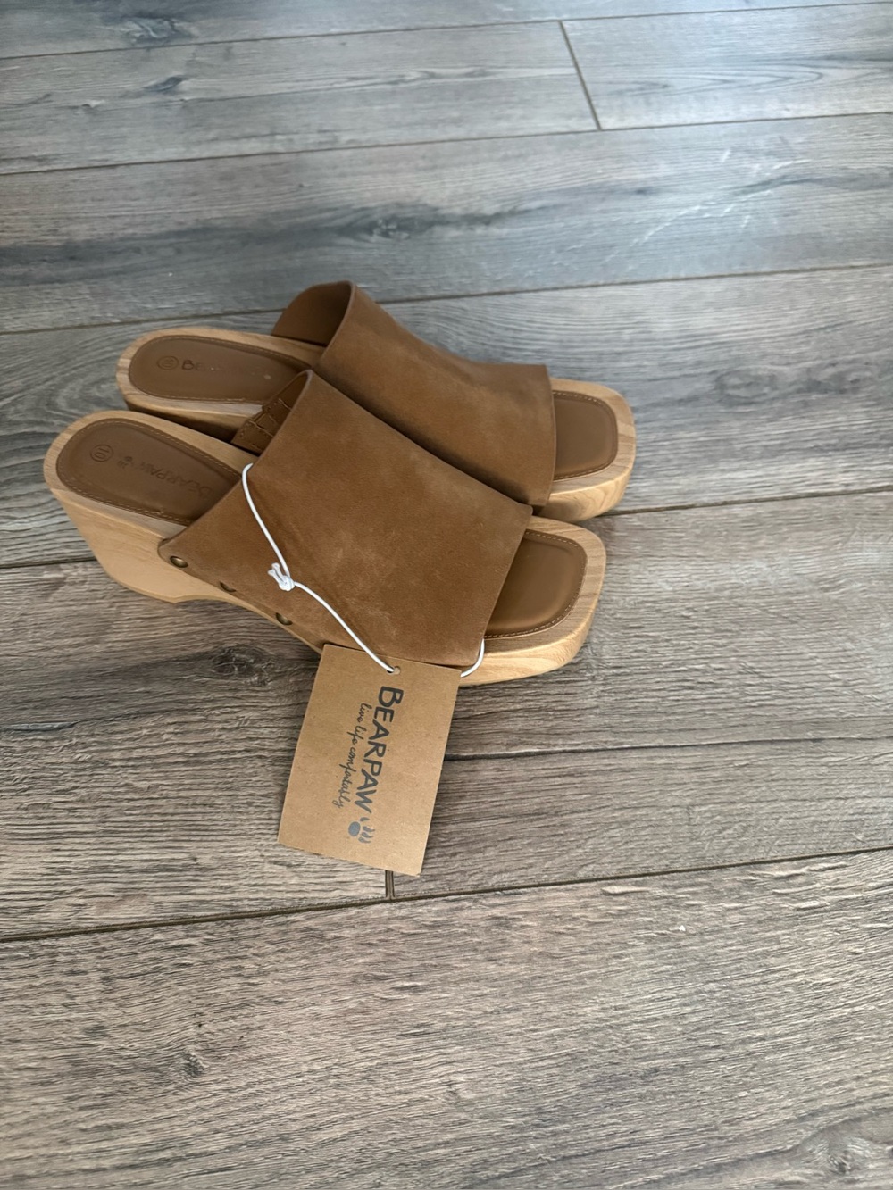 Bearpaw genuine suede
Tilda Sandal